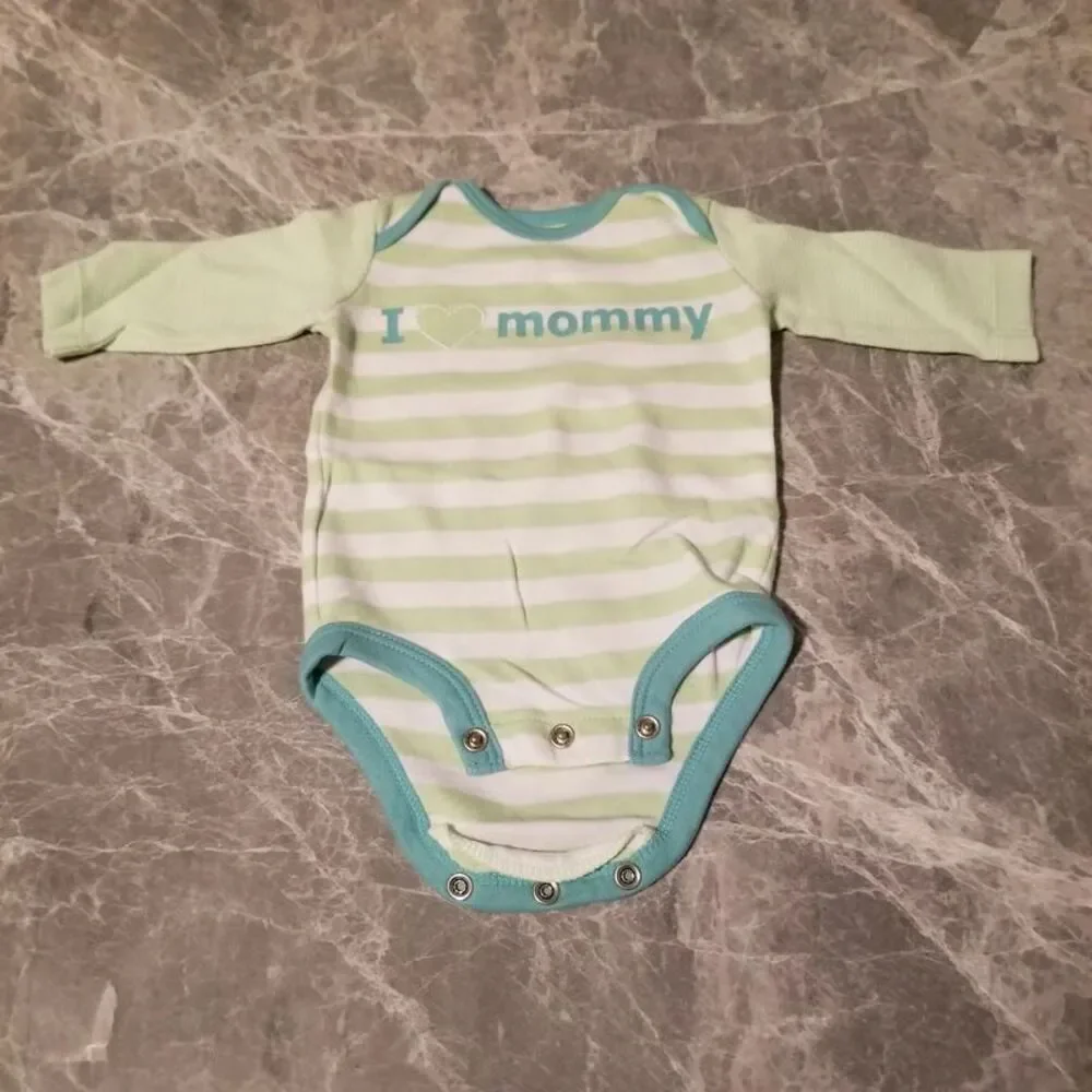 Carters long sleeve onesie size NB